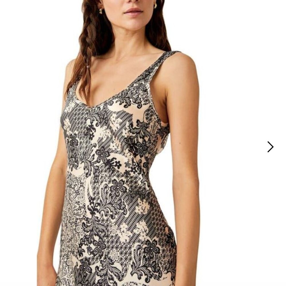 Free People Women's Worth The Wait Floral Maxi Dress Size Medium - Picture 4 of 4